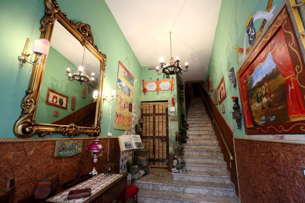扎费拉纳-埃特内阿Sicilia In Miniatura "L'Atelier Dell'Etna"住宿加早餐旅馆 外观 照片